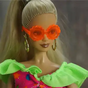 1/6 BJD dodatna Oprema Mini Večbarvne Plastične Kozarce Za Barbie Lutka sončna Očala Kurhn Lutke Dekoracijo Otrok Igrača Dekle Najboljše Darilo